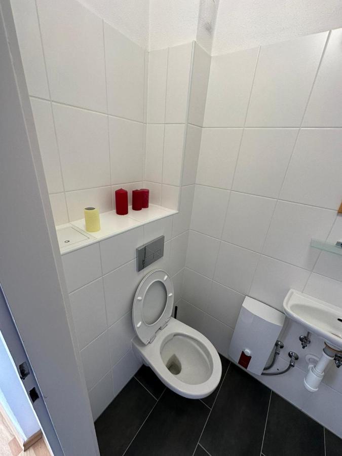 Central Plaza Mini Apartment 1 Bruck an der Leitha Exteriér fotografie